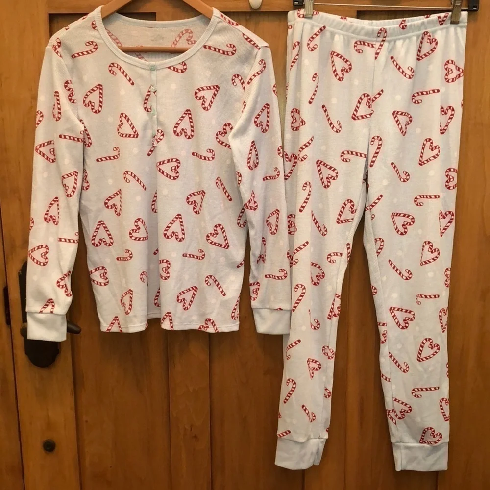 Girls Christmas Pajamas Candy Canes Size Girls18/20 NWOT
